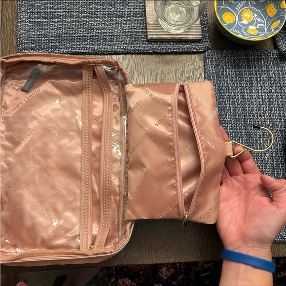 SOLD! - Picture 4 of 4